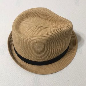 Beige fedora